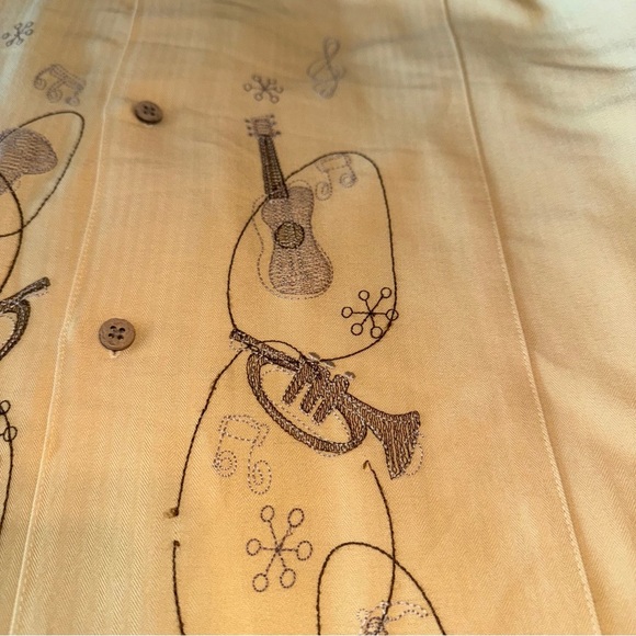 Cubavera Men's Button Down Shirt embroidered w instruments Yellow Cream size XXL - Picture 9 of 13